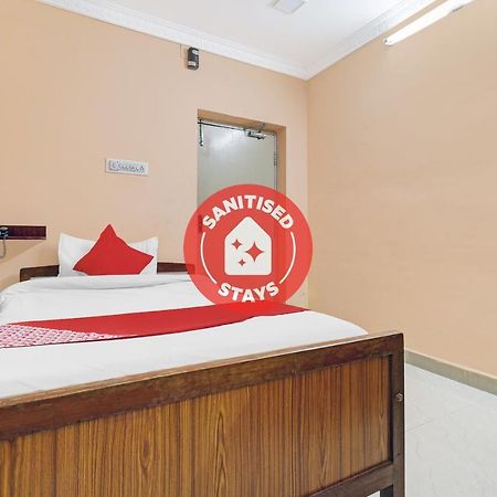 Oyo 81409 Hotel Sivajothi Тутикорин Экстерьер фото