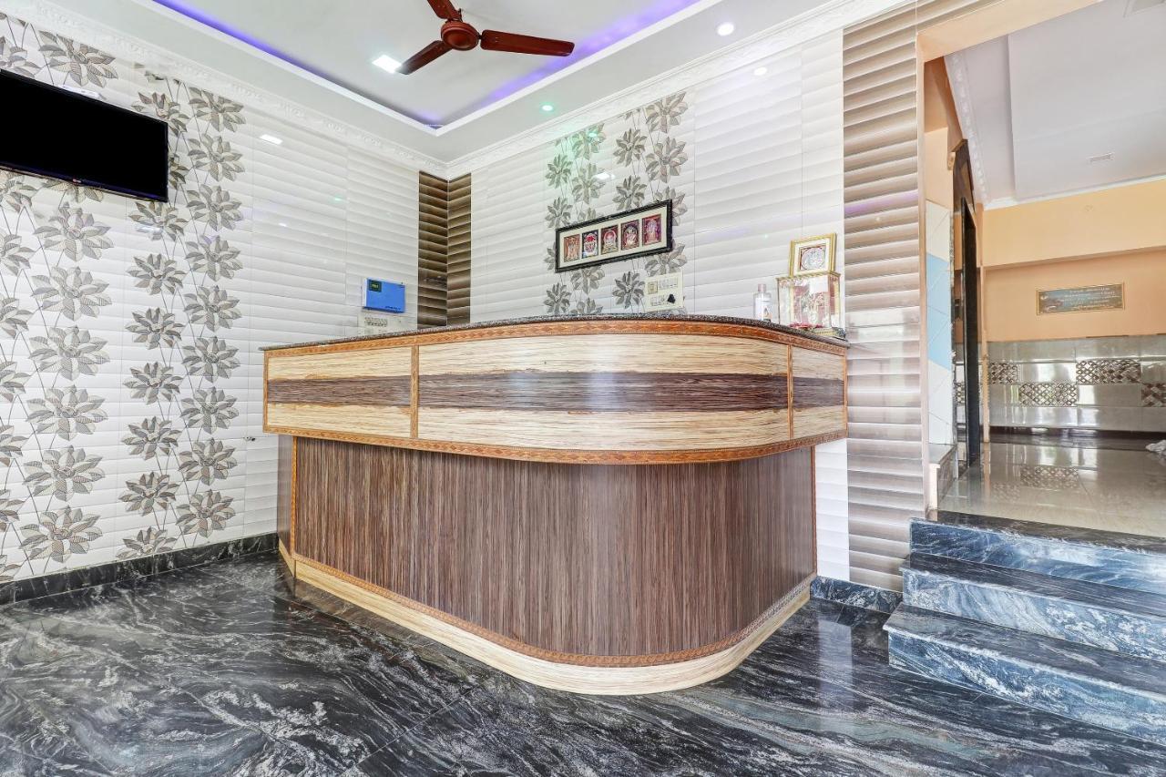 Oyo 81409 Hotel Sivajothi Тутикорин Экстерьер фото