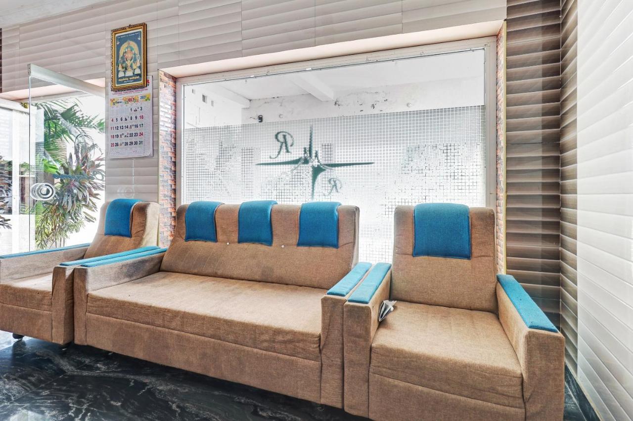 Oyo 81409 Hotel Sivajothi Тутикорин Экстерьер фото